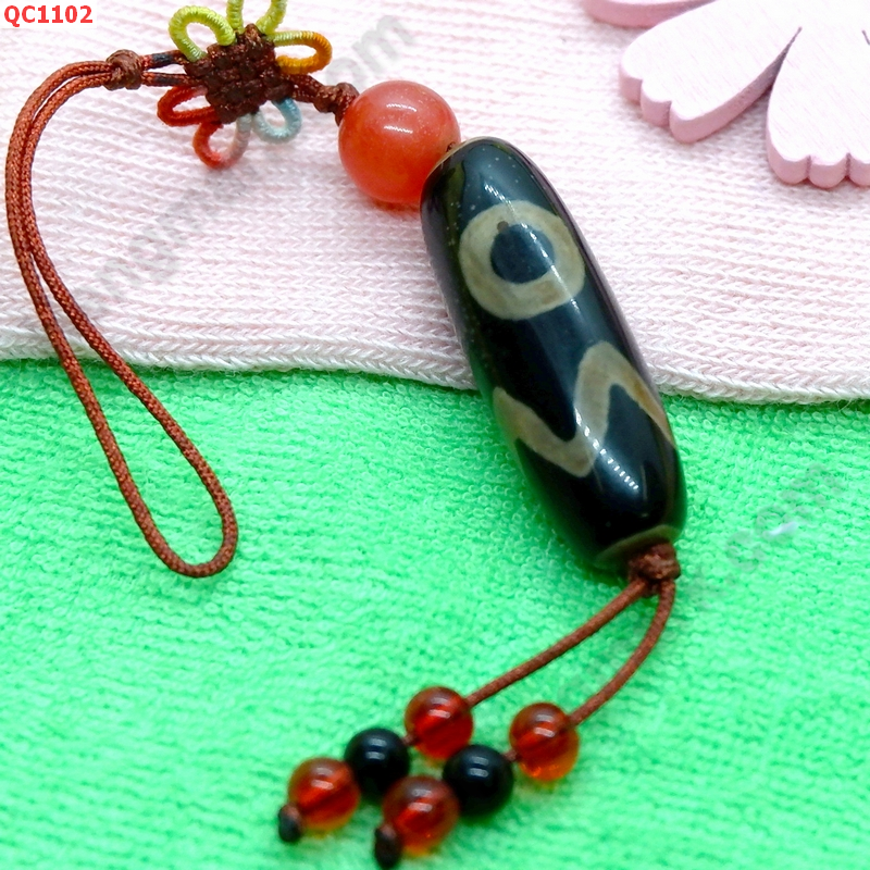 QC1102 หินทิเบตแขวนมือถือ ลาย3 ตา ภูเขา ราคา 229 บาท http://www.hengmark.com/view_product/QC1102.htm QC1102 หินทิเบตแขวนมือถือ ลาย3 ตา ภูเขา ราคา 229 บาท http://www.hengmark.com/view_product/QC1102.htm