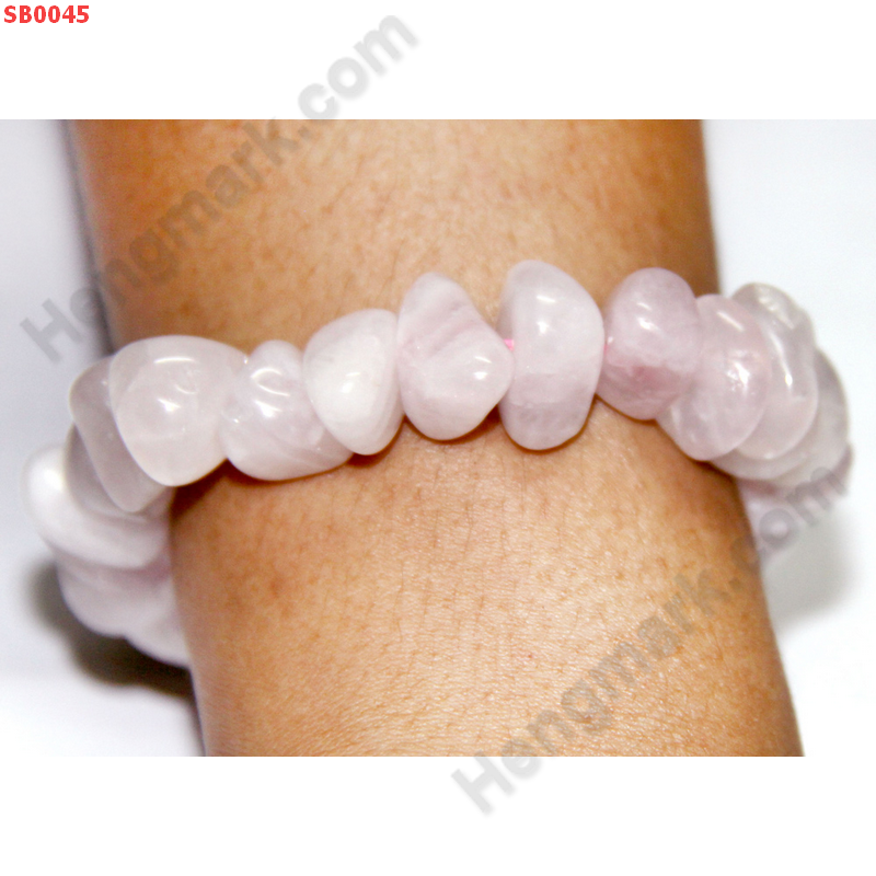 SB0045 สร้อยข้อมือหินธรรมชาติ โรสควอตซ์ ราคา 199 บาท http://www.hengmark.com/view_product/SB0045.htm