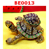 BE0013 : เต่า 2 ตัว สีทองเขียว ตลับเครื่องประดับฝังคริสตัล