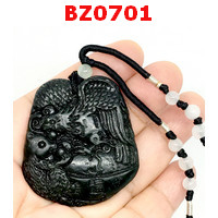 BZ0701 : สร้อยคอจี้นกอินทรีขยุ้มหนู หยกดำ