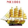 MK1001 : เรือสำเภาพลาสติคสีทอง มีไฟ