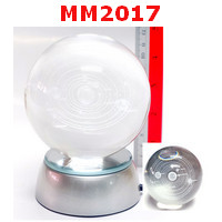 MM2017 : ลูกแก้วใส มีลายระบบสุริยะ พร้อมฐานมีไฟ