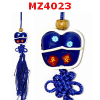 MZ4023 : รองเท้าคู่สีน้ำเงิน แขวนมือถือ