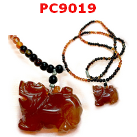 PC9019 : สร้อยคอปี่เซียะสีแดง