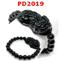 PD2019 : สร้อยข้อมือปี่เซียะแก้วสีดำ