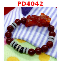 PD4042 : สร้อยข้อมือปี่เซียะหินสีแดง+DZI