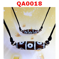 QA0018 : สร้อยคอหินทิเบต ลาย 8 ตา