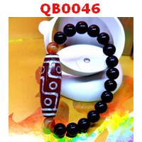 QB0046 : สร้อยข้อมือ หินดีซีไอ 9 ตา