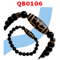 QB0106 : สร้อยข้อมือหินDZI ลายแก้ววิเศษ