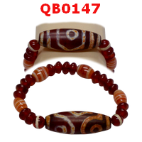 QB0147 : สร้อยข้อมือหินทิเบต  ลาย 3 ตา+หมอยา