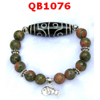 QB1076 : สร้อยข้อมือหิน 8 ตา ร้อยกับหินยูนาไค้ท์
