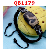 QB1179 : สร้อยข้อมือDZI หรูยี่ เชือกถัก