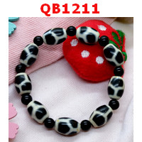 QB1211 : สร้อยข้อมือ DZI ลายกระดองเต่า 9 เม็ด