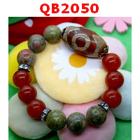 QB2050 : สร้อยข้อมือหินDZI 3 ตา