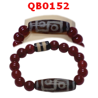 สร้อยข้อมือหินทิเบต  ลาย 6 ตา+2 เส้น สร้อยข้อมือหินทิเบต D30089 ลาย 6 ตา+2 เส้น ร้อยด้วยหินทับทิม 10 มม.

หิน 6 ตา ช่วยขจัดความโศกเศร้าและความทุกข์ เพิ่มโชคดีมากมาย ช่วยให้ทุกอย่างราบรื่นไร้อุปสรรค เหมาะสำหรับท่านที่ต้องการเอาชนะอุปสรรคและบรรลุเป้าหมายที่ตั้งใจไว้

หินดีซีไอ ลาย 2 เส้น ช่วยให้เจ้าของเข้าถึงความมั่งคั่งในเวลาที่รวดเร็วกว่าที่คิด รักษาความร่ำรวยไว้และรับโชคที่ยาวนาน