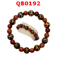 สร้อยข้อมือหินทิเบต  ลายลามะยิ้ม 10 เม็ด สร้อยข้อมือหินทิเบต ลายลามะยิ้ม 10 เม็ด ร้อยสลับกับหินทรายทอง

หินดีซีไอลายลามะยิ้ม เป็นสัญลักษณ์ของความสุขุมเยือกเย็น เอาชนะมารและโรคภัยไข้เจ็บ